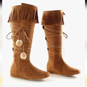 NIB Women's Size 8, Tan, Ellie 103-Dakota 1" Heel Boot with Fringe & Pom-Poms